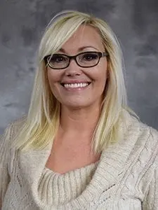 Heather Young at Jay Wolfe Acura Sales Department