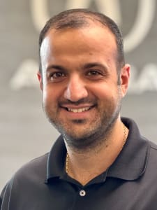 Hamid Aramjoo at Jay Wolfe Acura Sales Department