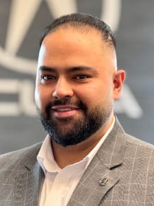 Umid “Big O” Rustami at Jay Wolfe Acura Sales Department